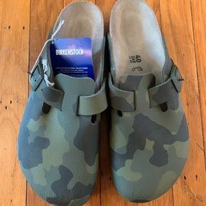 Birkenstock Green Camo Slides - New With Tags!!